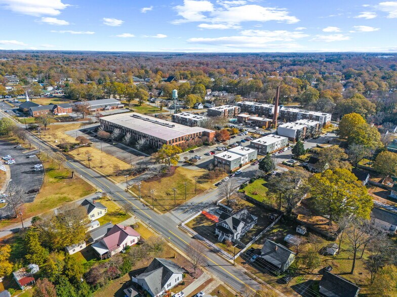 300 South St, Simpsonville, SC à vendre - Photo de l’immeuble – Image 3 sur 41