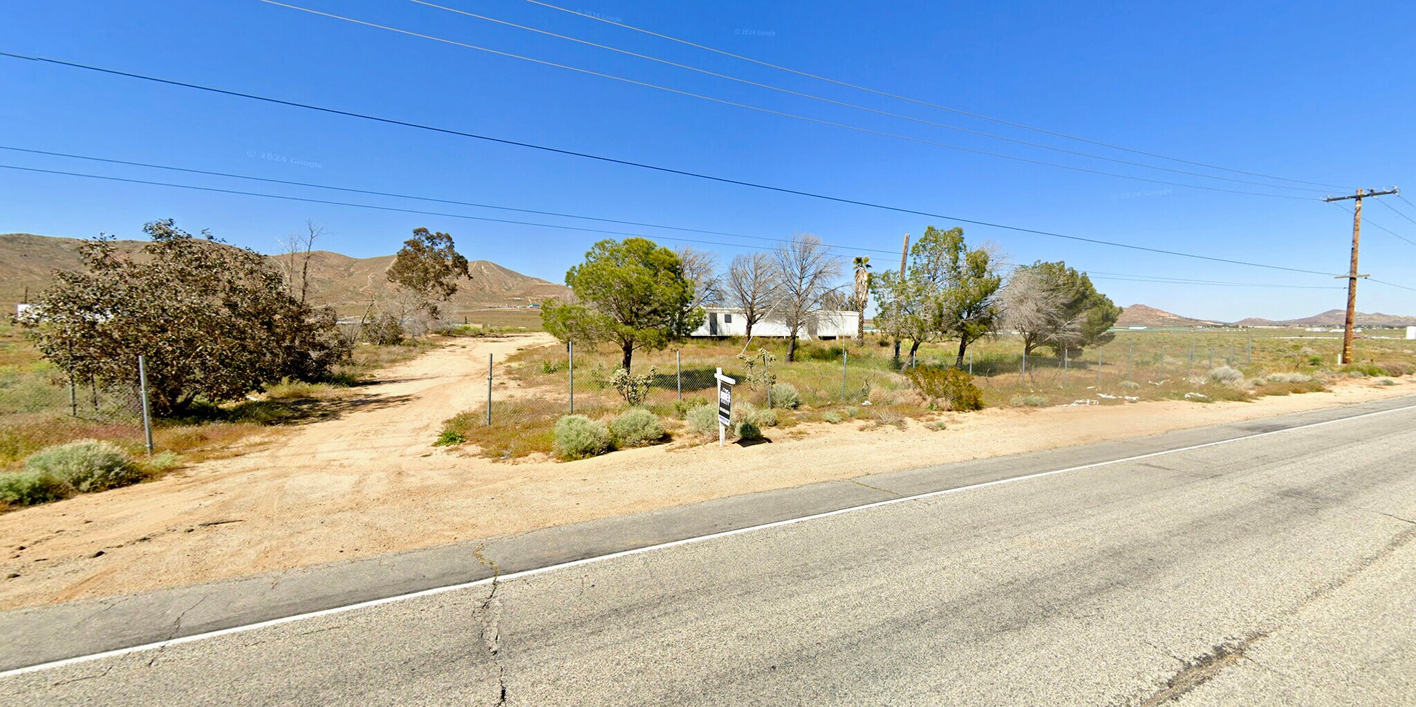 7805 W Rosamond Blvd, Rosamond, CA à vendre Photo de l’immeuble– Image 1 sur 4