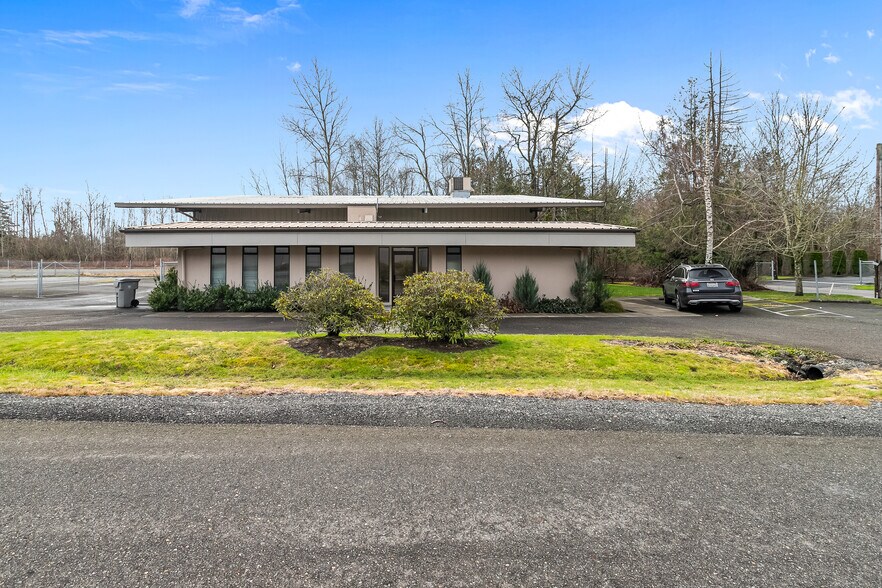 3824 Williamson Way, Bellingham, WA à louer - Photo de l’immeuble – Image 1 sur 15