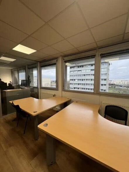 Bureau dans Toulouse à louer - Photo de l’immeuble – Image 2 sur 5