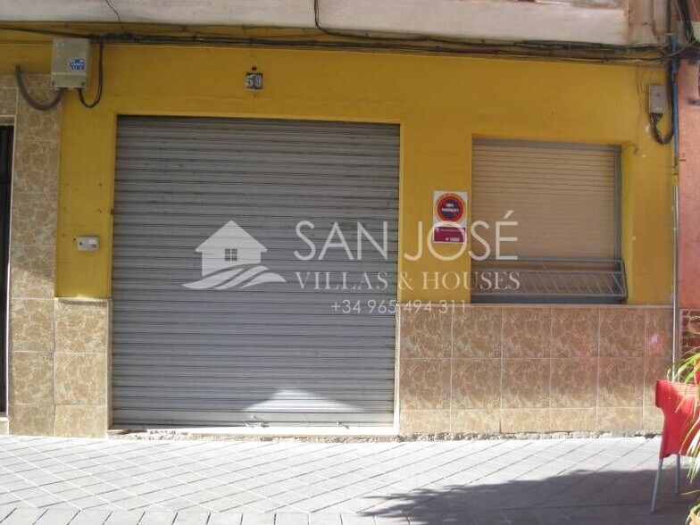 Local commercial dans Aspe à vendre - Photo de l’immeuble – Image 3 sur 3