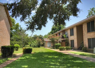 Plus de détails pour 1905 Jephson Ln, Alvin, TX - Logement à vendre