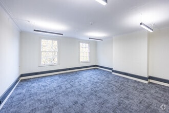 49-50 Queen Sq, Bristol à louer Photo intérieure– Image 2 sur 2