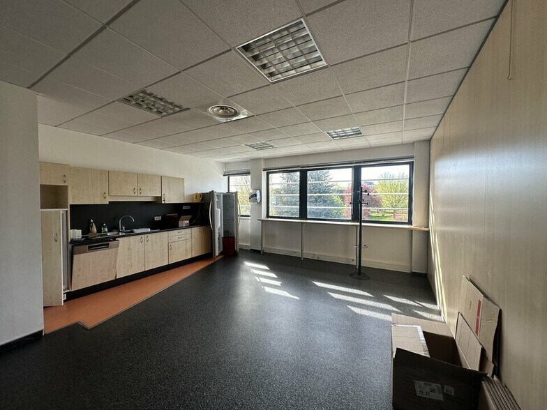 Bureau dans Schiltigheim à louer - Photo de l’immeuble – Image 3 sur 13
