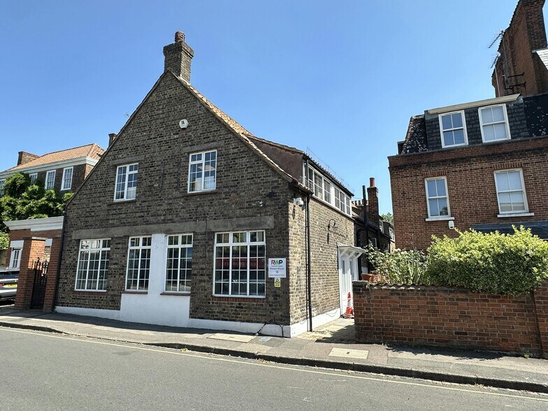 18 Lower Teddington Rd, Kingston Upon Thames à vendre - Photo de l’immeuble – Image 2 sur 9