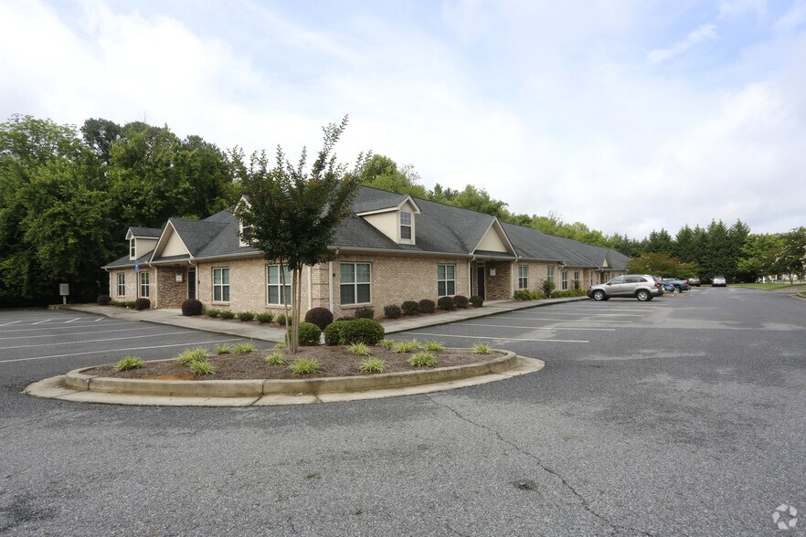 20 Pointe North Dr, Cartersville, GA à vendre - Photo principale – Image 2 sur 13