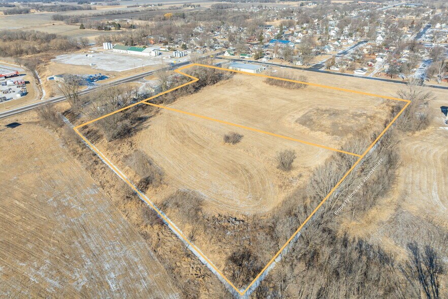 625 4th Street Southwest, Montgomery, MN à vendre - Aérien – Image 2 sur 11