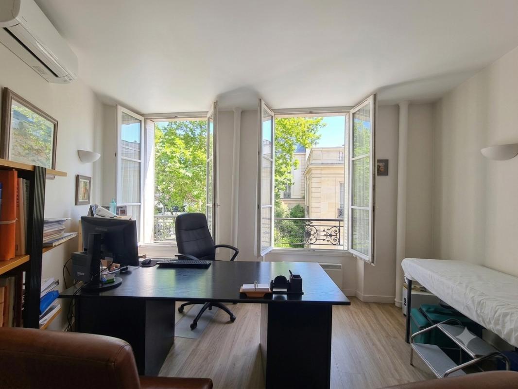 Bureau dans Paris à vendre Photo intérieure– Image 1 sur 6