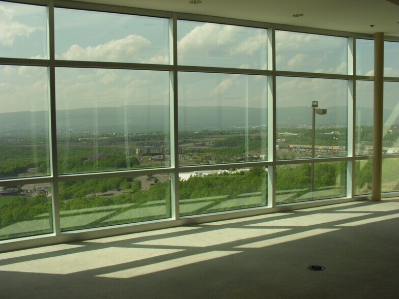 52 Glenmaura National Blvd, Moosic, PA à louer - Photo intérieure – Image 3 sur 3