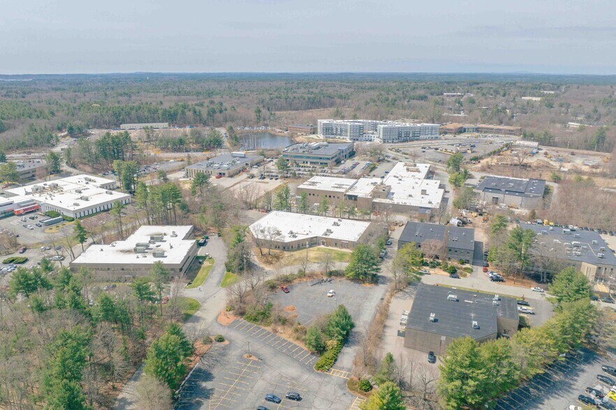 34 Linnell Cir, Billerica, MA à louer - Aérien – Image 2 sur 7