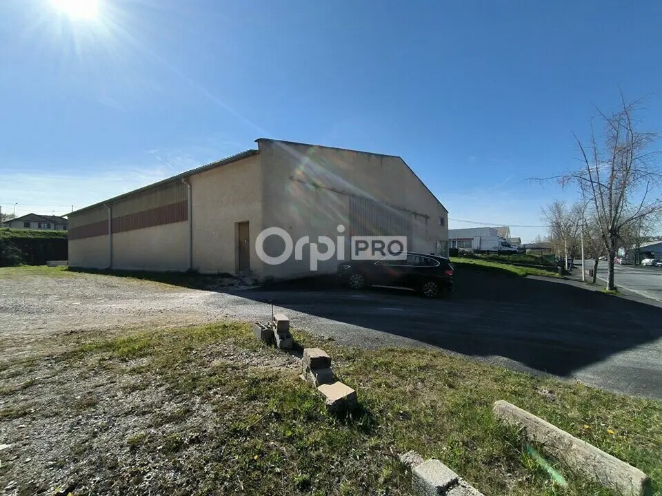 Industriel/Logistique dans Brive-la-Gaillarde à louer Photo de l’immeuble– Image 1 sur 11