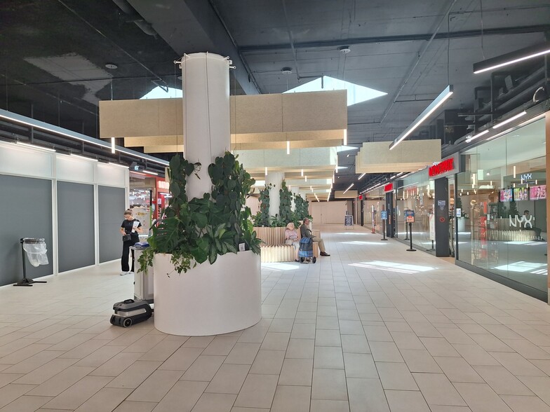 Local commercial dans Bordeaux à louer - Photo de l’immeuble – Image 2 sur 3