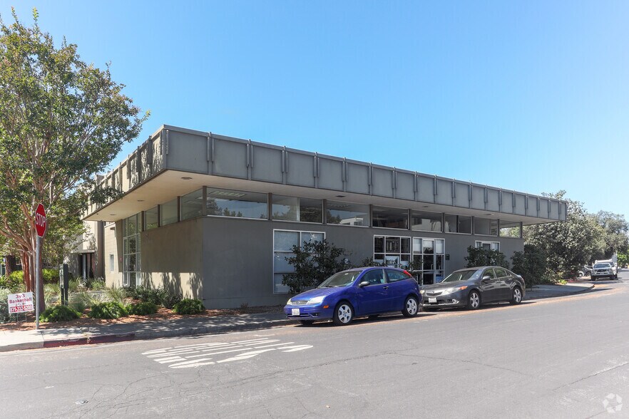 721 Colorado Ave, Palo Alto, CA à vendre - Photo de l’immeuble – Image 3 sur 17