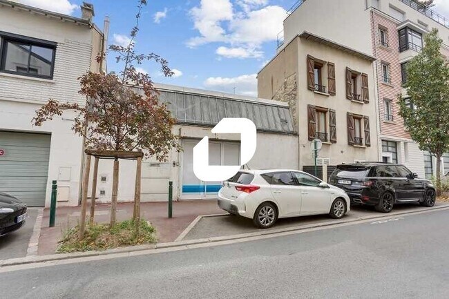 Plus de détails pour Bureau à vendre