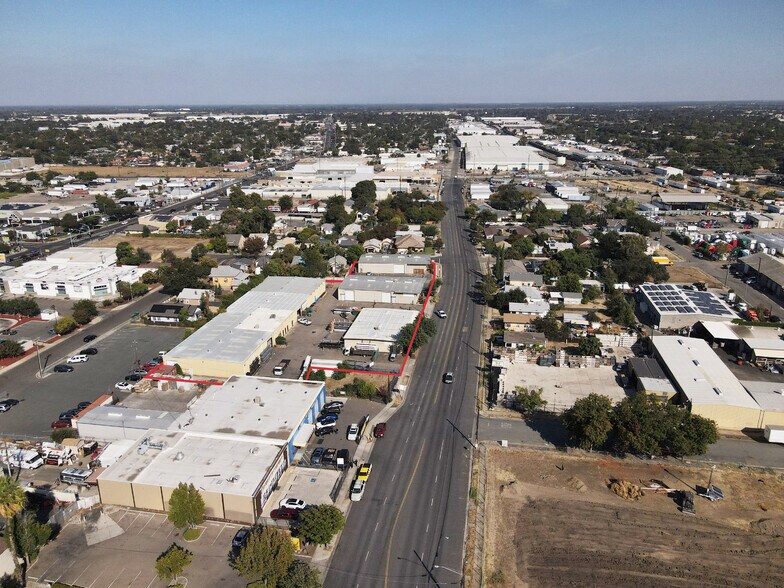 1621 E Miner Ave, Stockton, CA à vendre - Photo de l’immeuble – Image 3 sur 5