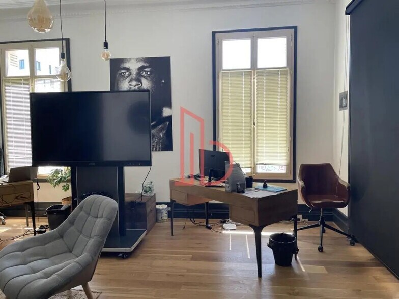 Bureau dans Bègles à louer - Photo de l’immeuble – Image 3 sur 6