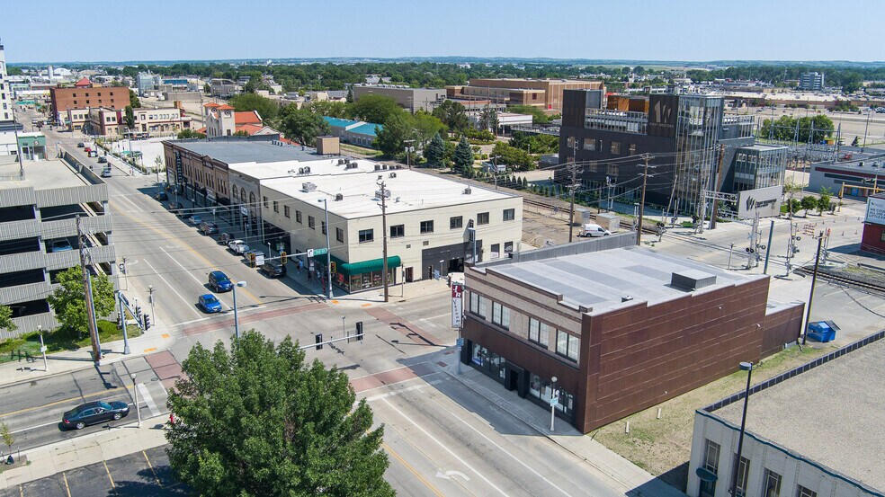 223 E Main Ave, Bismarck, ND à vendre - Photo de l’immeuble – Image 3 sur 23