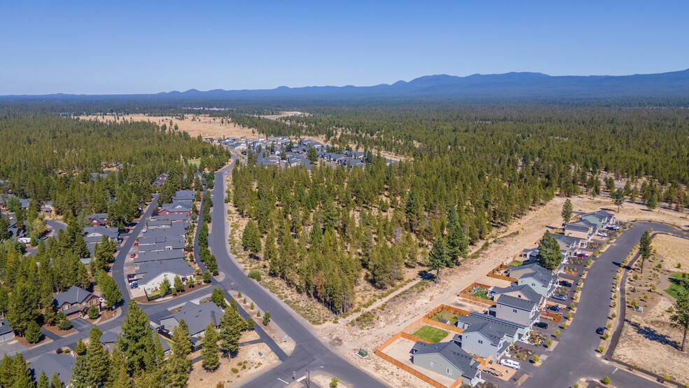 51950 Huntington Rd, La Pine, OR à vendre - Photo de l’immeuble – Image 3 sur 22