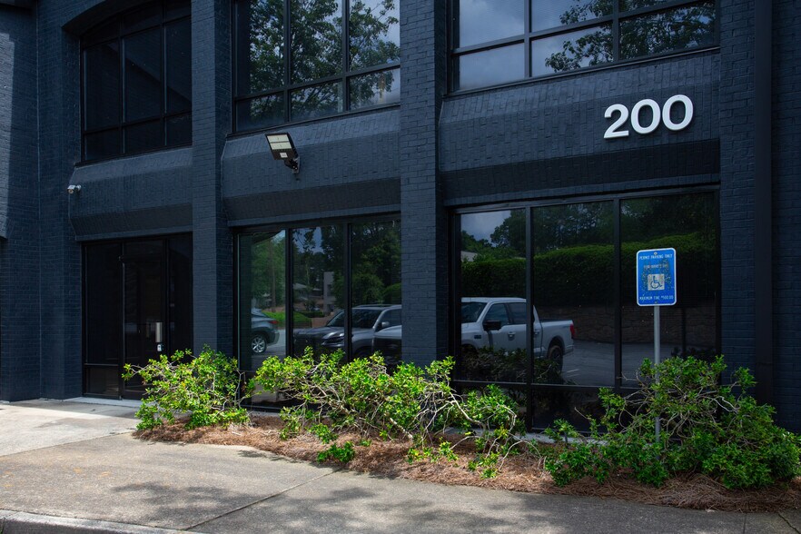 1950 N Park Pl, Atlanta, GA à vendre - Photo de l’immeuble – Image 3 sur 13