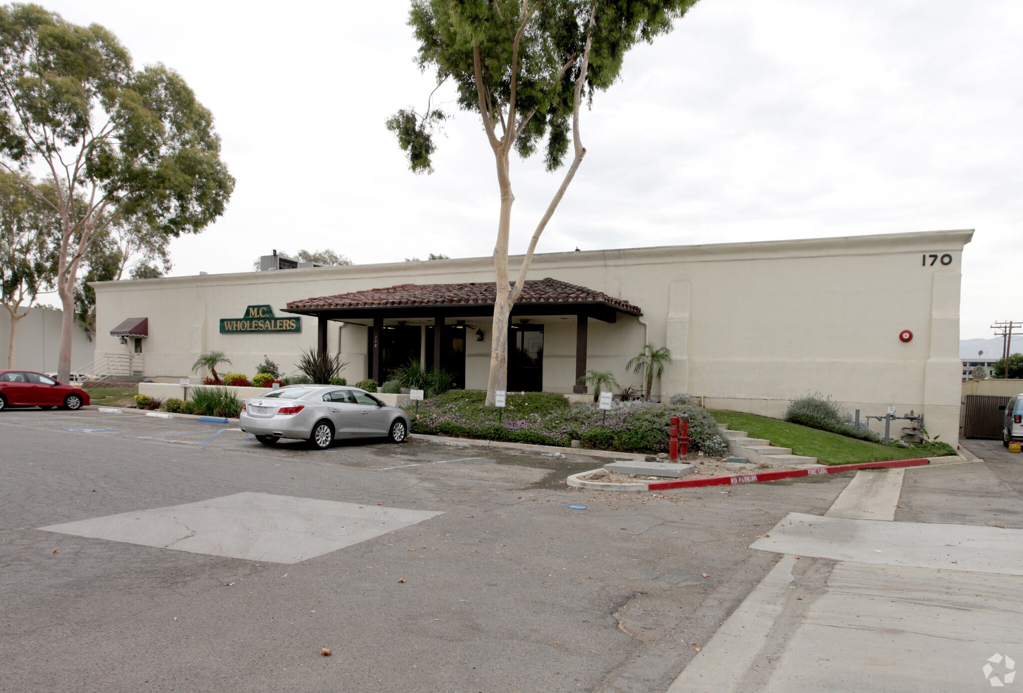 170 E Rincon St, Corona, CA à vendre Photo principale– Image 1 sur 7