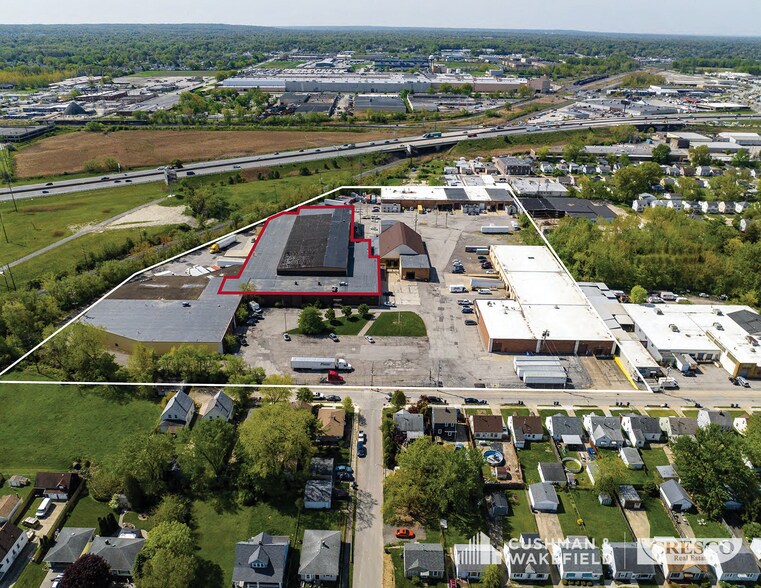 12117 Bennington Ave, Cleveland, OH à louer - Photo de l’immeuble – Image 1 sur 7