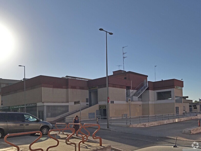 Avenida Fronteras, 15, Torrejón de Ardoz, Madrid à louer - Photo de l’immeuble – Image 2 sur 4