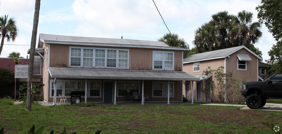 302-310 4th Ave N, Jacksonville Beach, FL à vendre - Photo principale – Image 1 sur 10