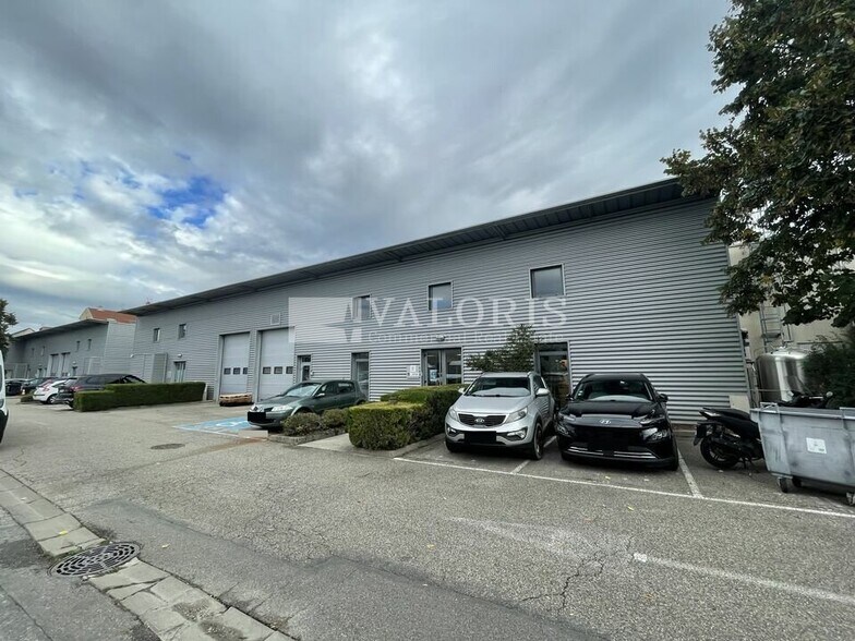 61 Rue Du Vivier, Lyon à louer - Photo de l’immeuble – Image 1 sur 7