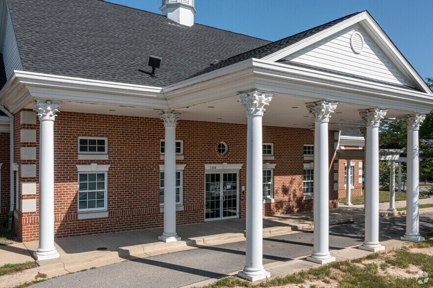 11360 Pembrooke Sq, Waldorf, MD à louer - Photo de l’immeuble – Image 3 sur 41