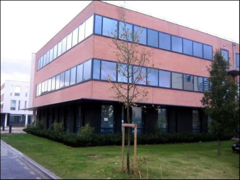 9/10 Rue De L'Abbe Stahl, Marcq-en-Baroeul à louer - Photo de l’immeuble – Image 2 sur 8