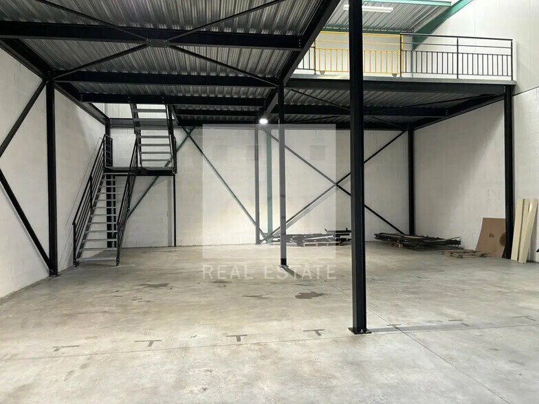 167 Rue De Guénas, Millery à louer - Photo de l’immeuble – Image 2 sur 12