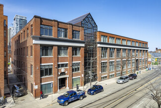 Plus de détails pour 550-554 Queen St E, Toronto, ON - Bureau à louer