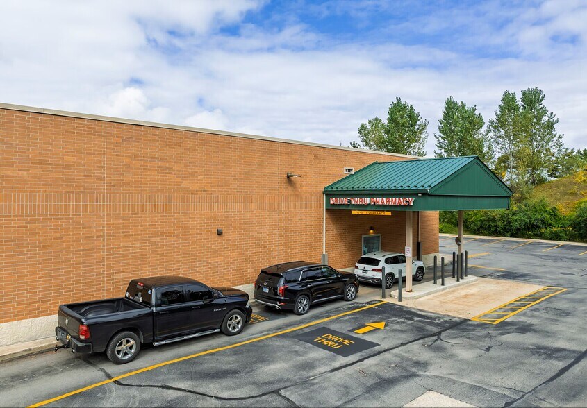 3900 N US 31 South, Traverse City, MI à vendre - Photo de l’immeuble – Image 3 sur 10