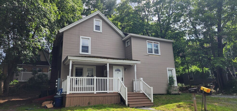 7 Osborne St, Monticello, NY à vendre - Photo de l’immeuble – Image 3 sur 3