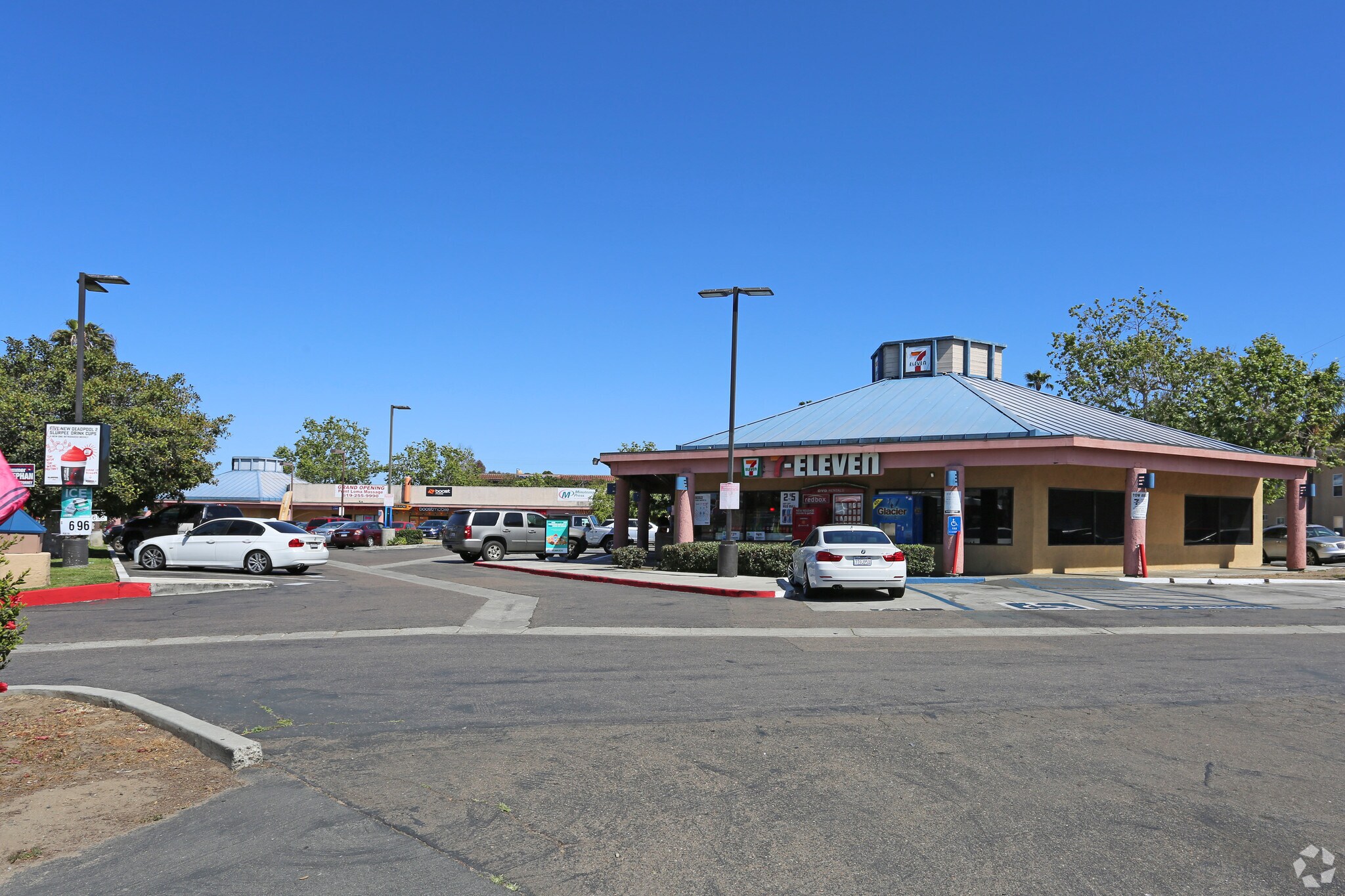 3175-3185 Midway Dr, San Diego, CA à louer Photo principale– Image 1 sur 13