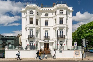 Plus de détails pour 18 Marine Parade, Worthing - Local commercial à louer