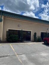 5470 Hudspeth Dairy Rd, Harrisburg, NC à louer Photo intérieure– Image 1 sur 3