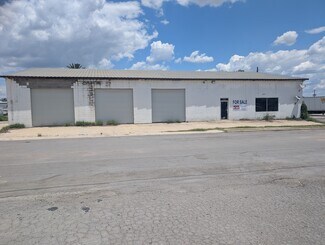 Plus de détails pour 101 W Alamo St, Carrizo Springs, TX - Industriel/Logistique à vendre