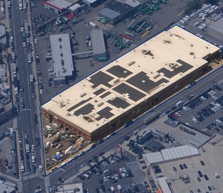 Plus de détails pour 58-95 Maurice Ave, Maspeth, NY - Industriel/Logistique à louer
