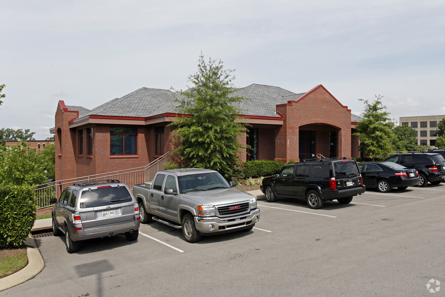 9019 Overlook Blvd, Brentwood, TN à louer - Photo principale – Image 2 sur 14