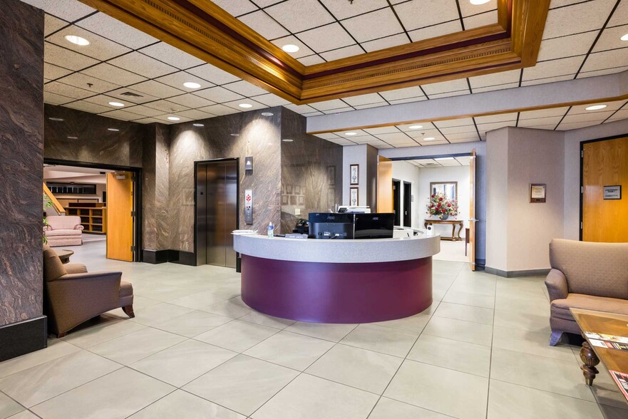 1100 E Bridger Ave, Las Vegas, NV à louer - Photo intérieure – Image 3 sur 9