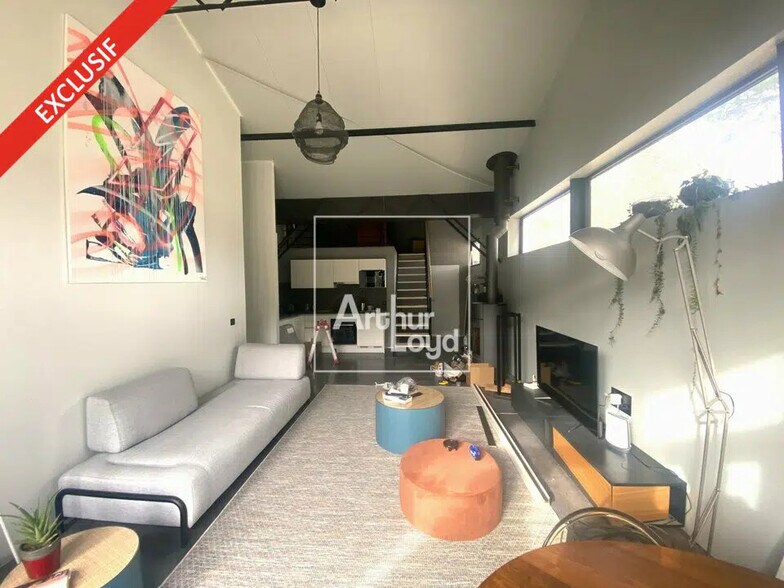 16 Bis Rue Gustave Courbet, La Rochette à louer - Photo de l’immeuble – Image 3 sur 7