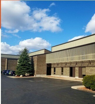 210-230 Collingwood Dr, Ann Arbor, MI à louer Photo principale– Image 1 sur 2