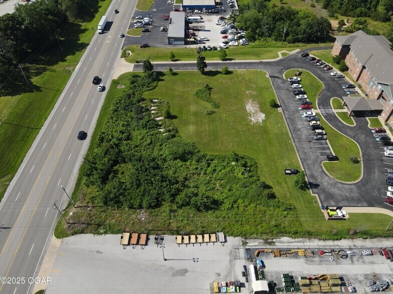 1310 N Rangeline, Joplin, MO à vendre - Photo de l’immeuble – Image 3 sur 7