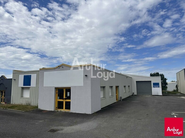 Local d’activités dans Cesson-Sévigné à louer - Photo de l’immeuble – Image 1 sur 7