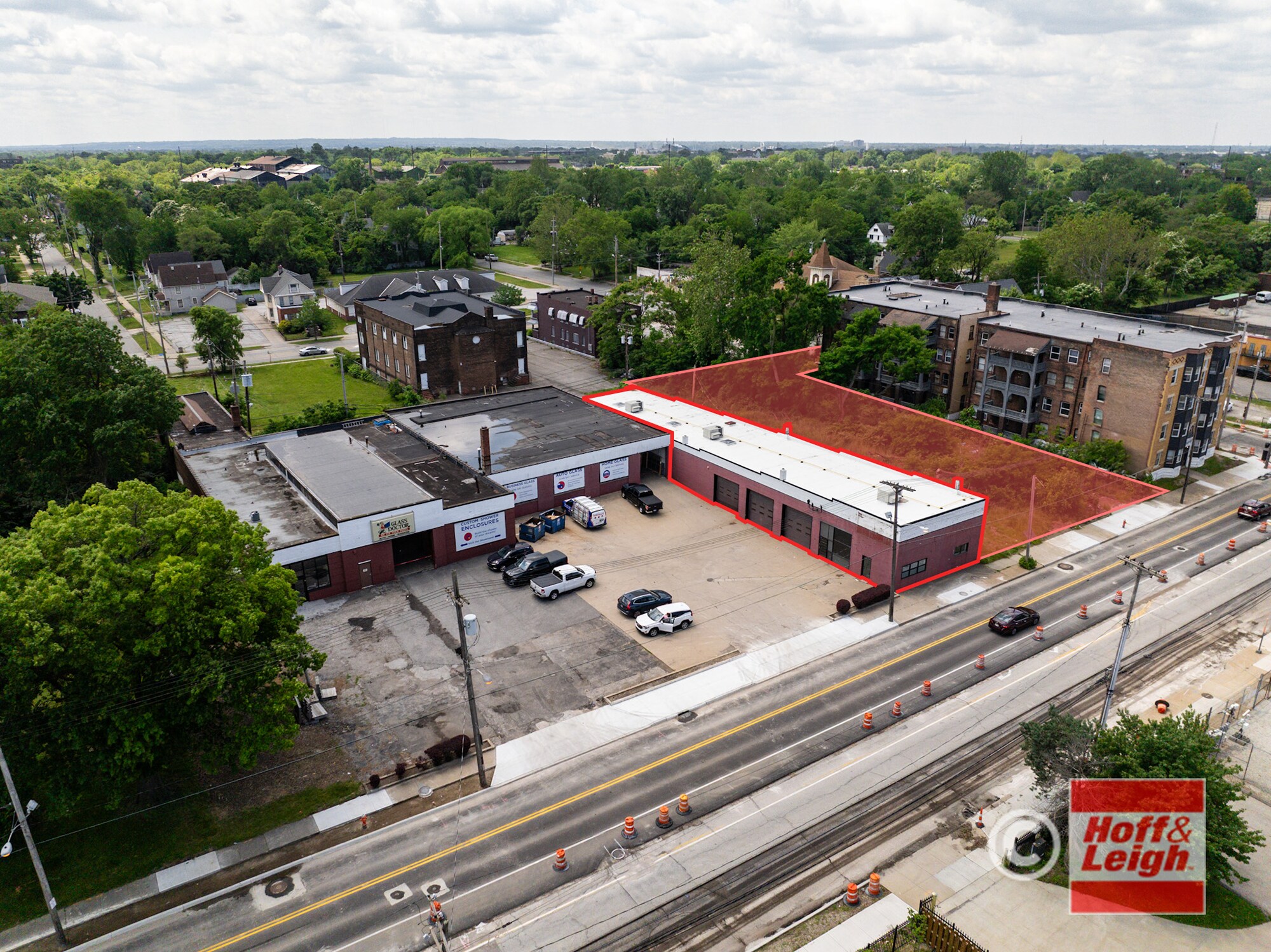 7120 Carnegie Ave, Cleveland, OH à louer Photo de l’immeuble– Image 1 sur 10