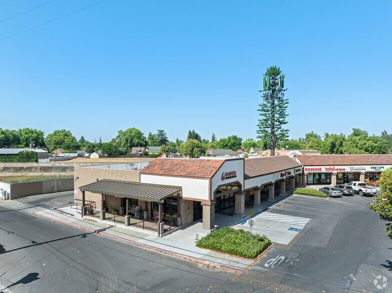 503-601 N Golden State Blvd, Turlock, CA à vendre - Photo de l’immeuble – Image 3 sur 36
