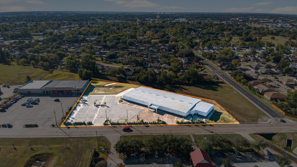 2606 Cherry Brook Ln, Pasadena, TX à vendre - Photo principale – Image 2 sur 24