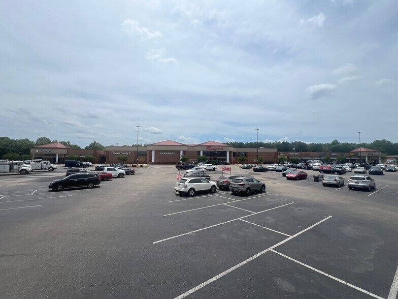 9168 Eastchase Pky, Montgomery, AL à louer - Photo de l’immeuble – Image 2 sur 8