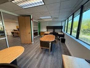 2000 S Dixie Hwy, Miami, FL à louer Photo de l’immeuble– Image 2 sur 7